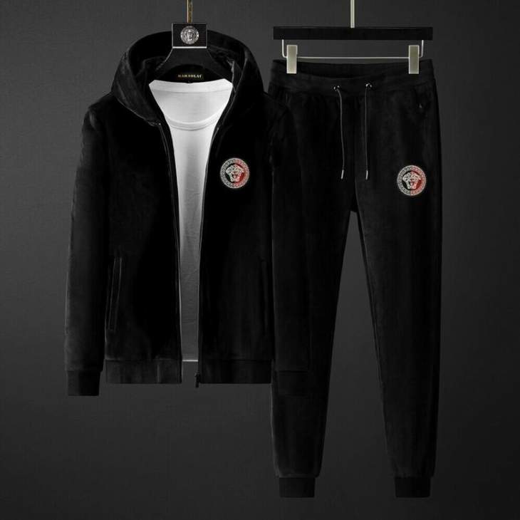 Picture of Versace Sweater Suits _SKUVersaceM-4XLkdtn8042964